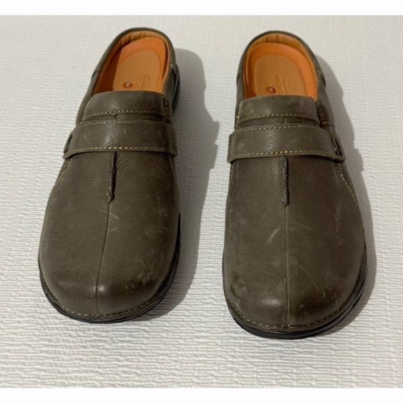 Clarks Unstructured Women’s Un Loop Ease Leather Sneaker Mule Size 8.5‎ - Picture 4 of 11